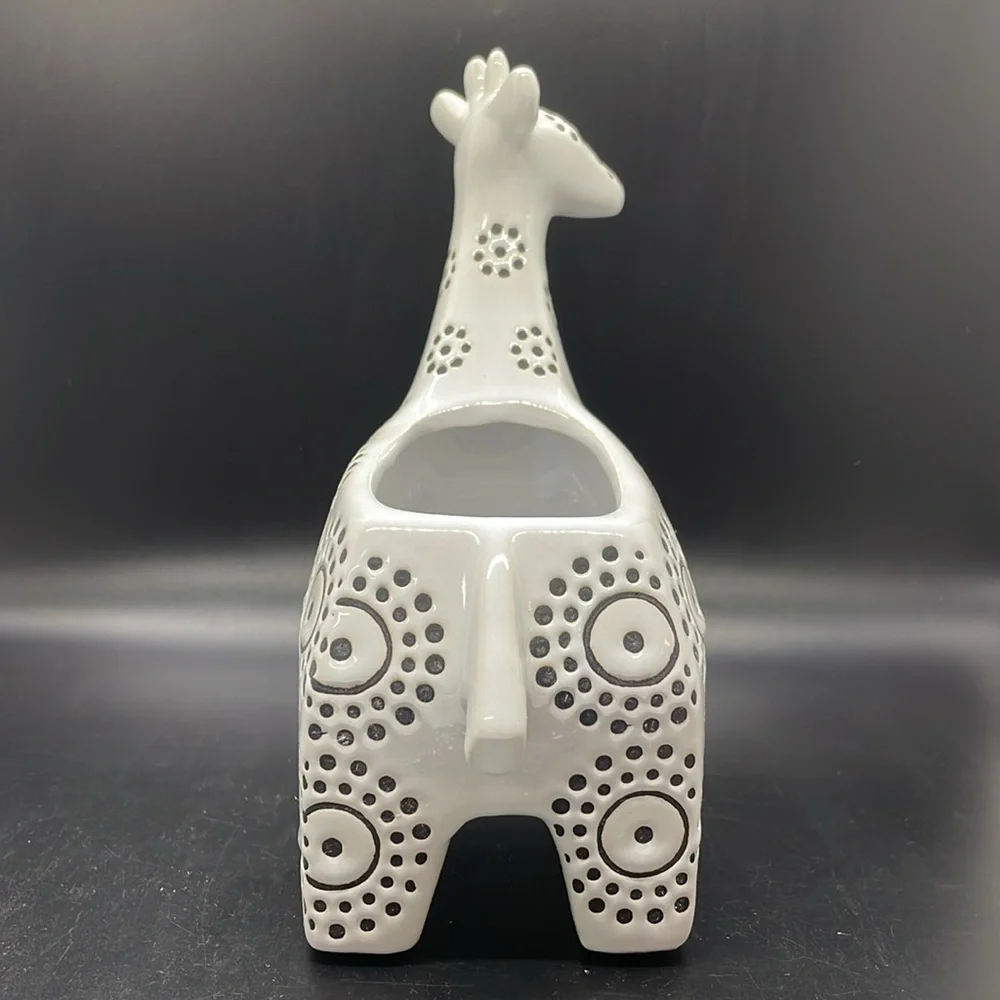 NWT Pier 1 abstract dotted circle pattern giraffe trinket storage planter